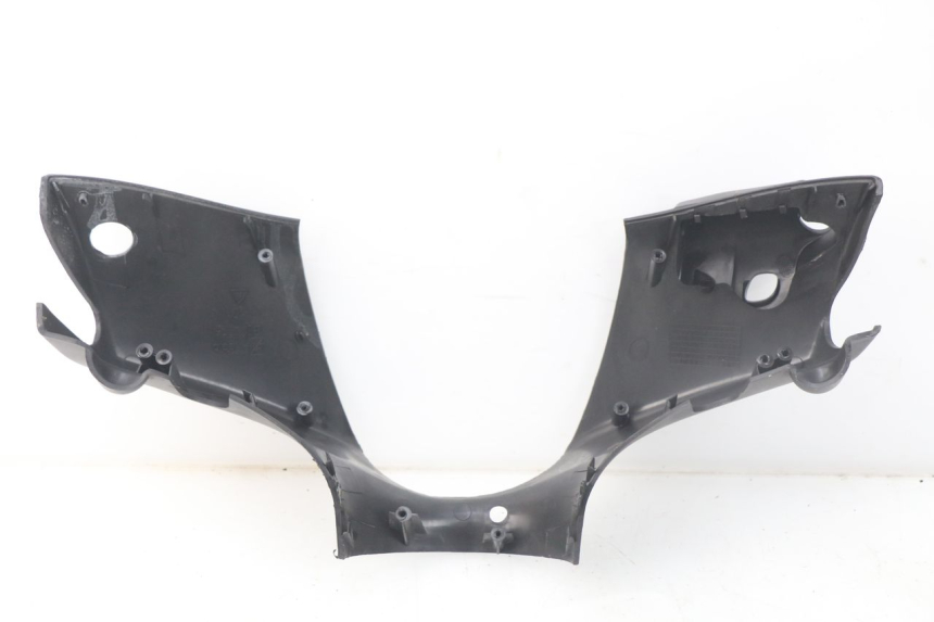 photo de OSŁONA KIEROWNICY PRZEDNIA PIAGGIO ZIP 4T 50 (2018 - 2020) - Inny kąt widzenia