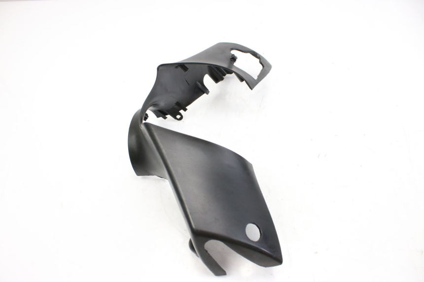 photo de OSŁONA KIEROWNICY PRZEDNIA PIAGGIO ZIP 4T 50 (2018 - 2020) - Zoom stanu zużycia