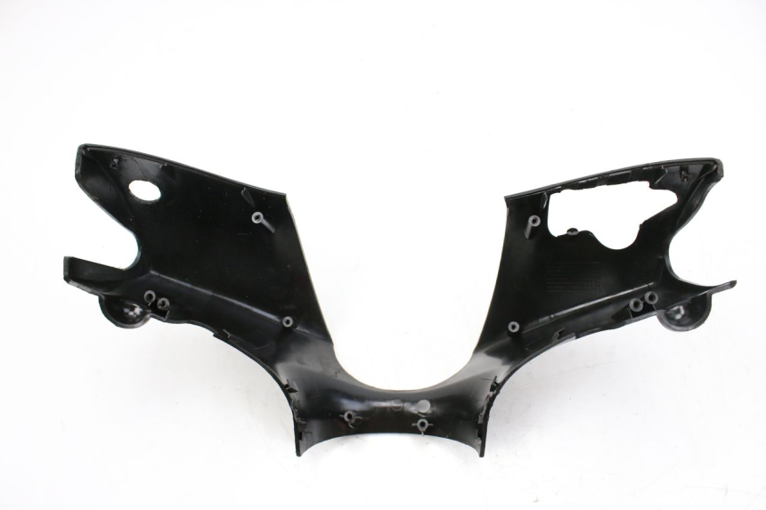 photo de OSŁONA KIEROWNICY PRZEDNIA PIAGGIO ZIP 4T 50 (2018 - 2020) - Zbliżenie techniczne