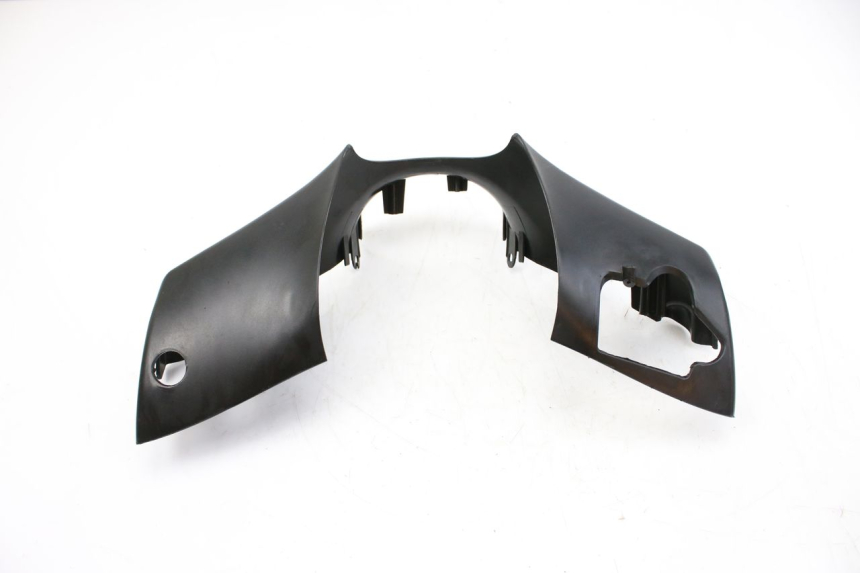 photo de OSŁONA KIEROWNICY PRZEDNIA PIAGGIO ZIP 4T 50 (2018 - 2020) - Widok ogólny