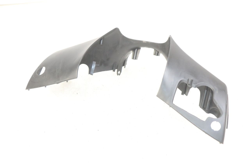 photo de OSŁONA KIEROWNICY PRZEDNIA PIAGGIO ZIP 4T 50 (2018 - 2020) - Punkty mocowania