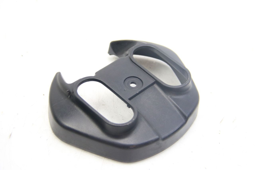 photo de OSŁONA KIEROWNICY YAMAHA BW'S BWS 125 (2010 - 2013) - Zoom stanu zużycia