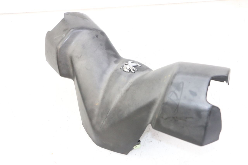 photo de OSŁONA KIEROWNICY PEUGEOT CITYSTAR 50 (2013 - 2017) - Szczegół części