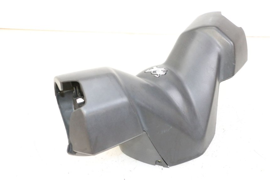 photo de OSŁONA KIEROWNICY PEUGEOT CITYSTAR 50 (2013 - 2017) - Zbliżenie techniczne