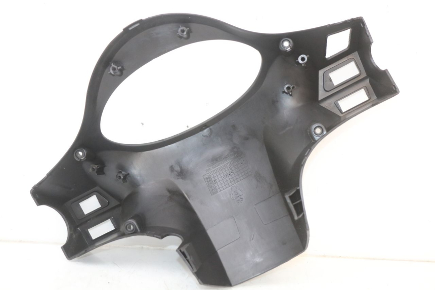 photo de OSŁONA PRZEŁĄCZNIKA KIEROWNICY SYM FIDDLE 2 50 (2008 - 2013) - Punkty mocowania