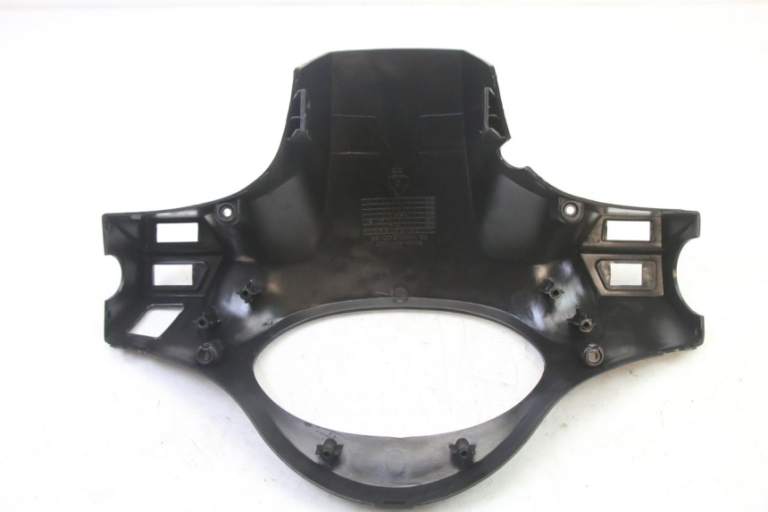 photo de OSŁONA PRZEŁĄCZNIKA KIEROWNICY SYM FIDDLE 2 S 125 (2012 - 2014) - Zbliżenie techniczne