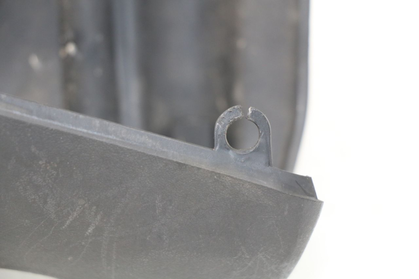 photo de OSŁONA PRZEŁĄCZNIKÓW KIEROWNICY PIAGGIO FLY 2T 50 (2004 - 2017) - Zbliżenie techniczne