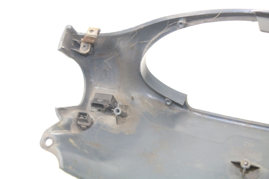 photo de OSŁONA PRZEŁĄCZNIKA KIEROWNICY PIAGGIO HEXAGON LX4 125 (1998 - 2001) - Inny kąt widzenia