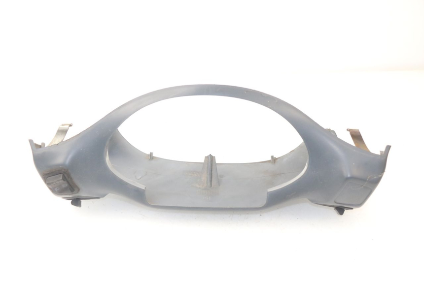 photo de OSŁONA PRZEŁĄCZNIKA KIEROWNICY PIAGGIO HEXAGON LX4 125 (1998 - 2001) - Punkty mocowania