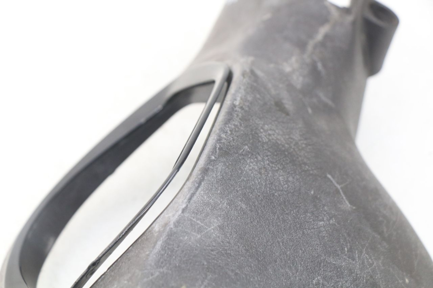 photo de OSŁONA PRZEŁĄCZNIKA KIEROWNICY PIAGGIO LIBERTY 4T 50 (2009 - 2015) - Szczegół części