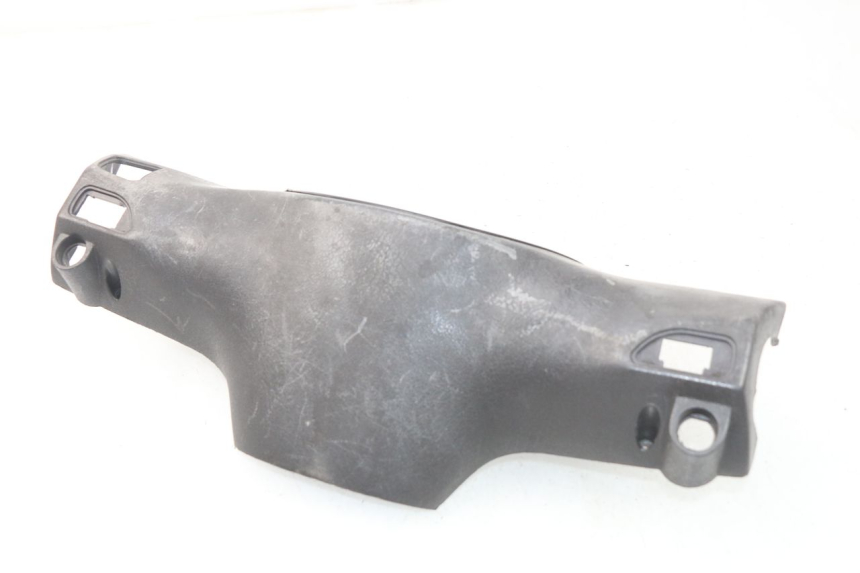 photo de OSŁONA PRZEŁĄCZNIKA KIEROWNICY PIAGGIO LIBERTY 4T 50 (2009 - 2015) - Punkty mocowania