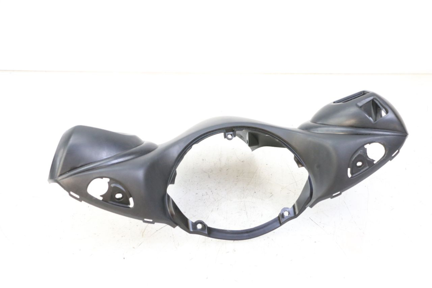 photo de OSŁONA PRZEŁĄCZNIKA KIEROWNICY MBK OVETTO ONE 2T 50 (2013 - 2017) - Inny kąt widzenia