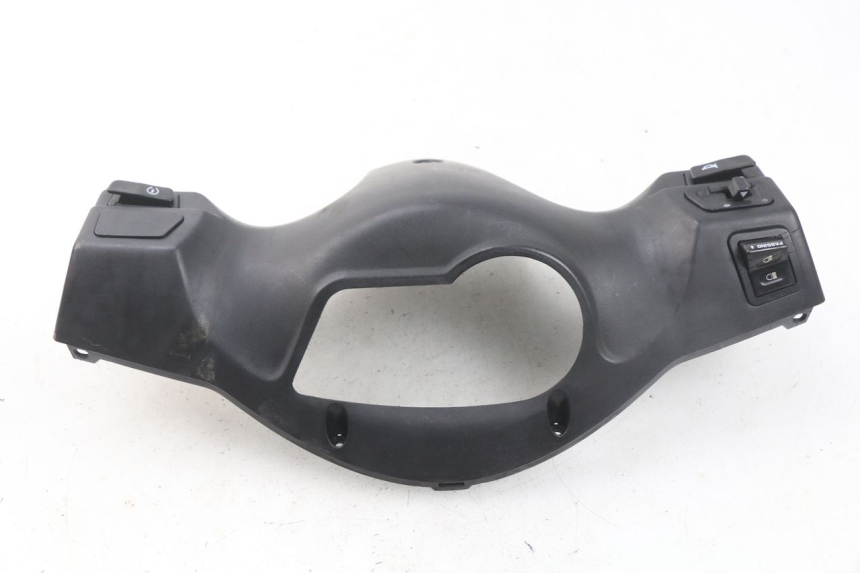 photo de OSŁONA PRZEŁĄCZNIKA KIEROWNICY SYM ORBIT 2 4T 50 (2018 - 2022) - Zoom stanu zużycia