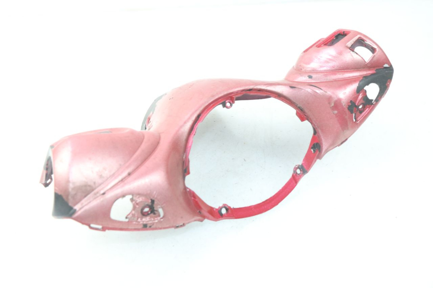 photo de OSŁONA PRZEŁĄCZNIKA KIEROWNICY MBK OVETTO ONE 2T 50 (2013 - 2017) - Zbliżenie techniczne