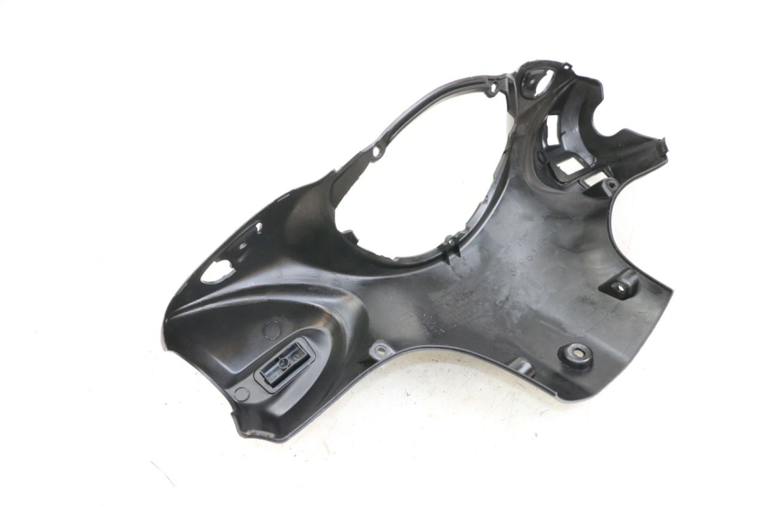 photo de OSŁONA PRZEŁĄCZNIKA KIEROWNICY MBK OVETTO ONE 2T 50 (2013 - 2017) - Szczegół części