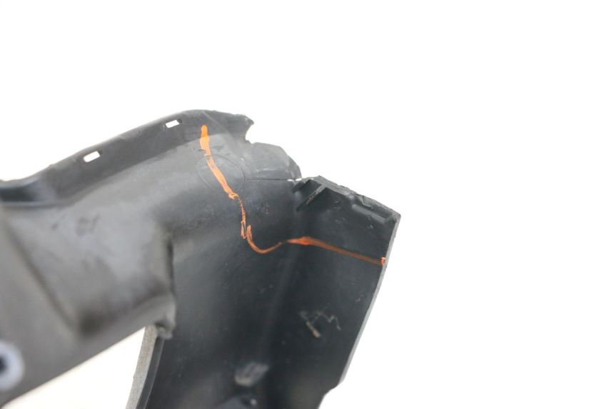 photo de OSŁONA PRZEŁĄCZNIKA KIEROWNICY YAMAHA XMAX X-MAX 125 (2006 - 2009) - Szczegół części