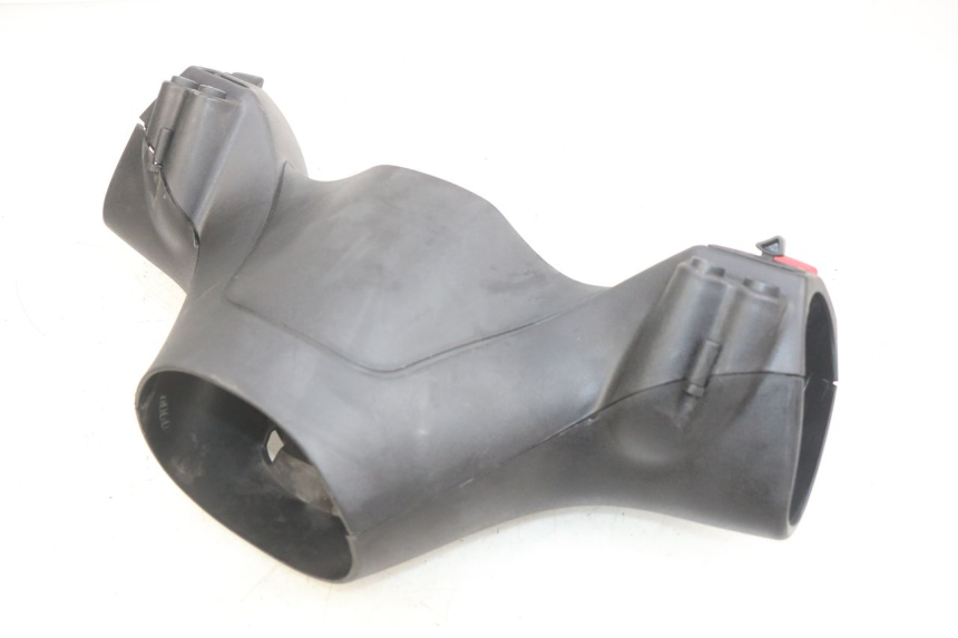 photo de OSŁONA PRZEŁĄCZNIKA KIEROWNICY PIAGGIO XEVO - X EVO 125 (2007 - 2017) - Inny kąt widzenia