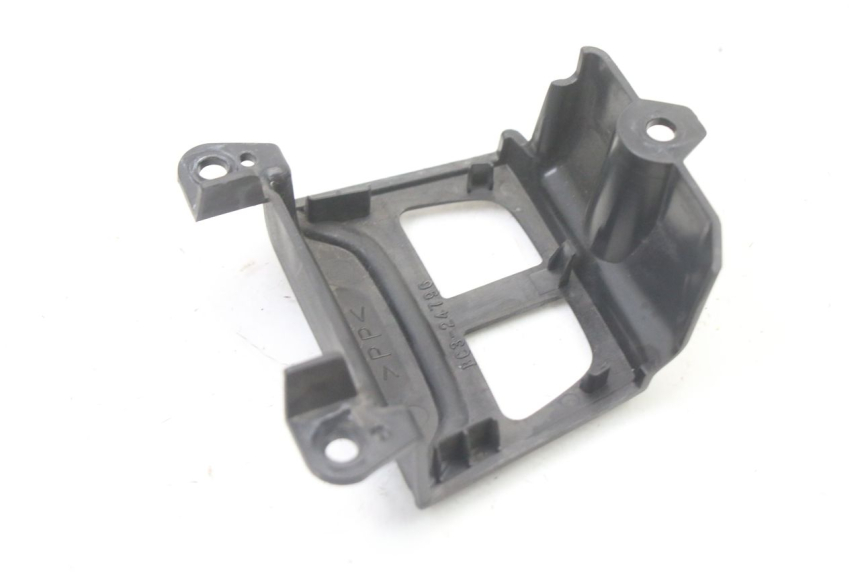 photo de OSŁONA PRZEŁĄCZNIKA KIEROWNICY YAMAHA YP T-MAX TMAX 530 (2017 - 2020) - Inny kąt widzenia