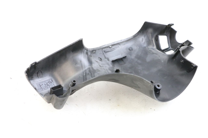 photo de OSŁONA PRZEŁĄCZNIKA KIEROWNICY PIAGGIO ZIP 2T 50 (2009 - 2019) - Inny kąt widzenia