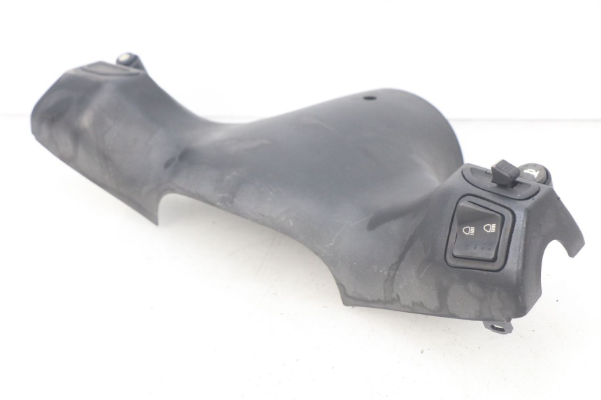 photo de OSŁONA PRZEŁĄCZNIKA KIEROWNICY PIAGGIO ZIP 4T 50 (2006 - 2017) - Zoom stanu zużycia