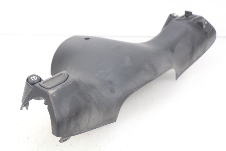 photo de OSŁONA PRZEŁĄCZNIKA KIEROWNICY PIAGGIO ZIP 4T 50 (2006 - 2017) - Inny kąt widzenia