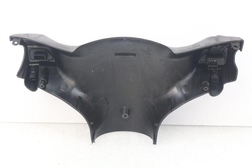 photo de OSŁONA PRZEŁĄCZNIKA KIEROWNICY PIAGGIO ZIP 4T 50 (2006 - 2017) - Zbliżenie techniczne