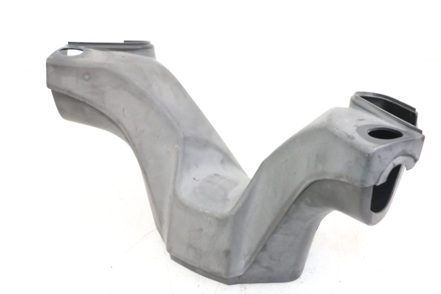 photo de OSŁONA KIEROWNICY KYMCO DINK STREET ABS 125 (2011 - 2018) - Zbliżenie techniczne