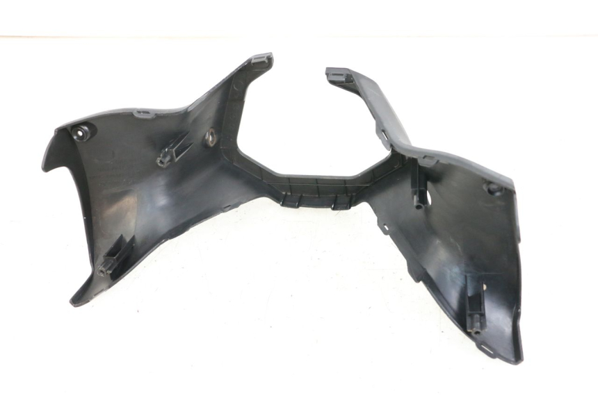 photo de OSŁONA KIEROWNICY KYMCO DINK STREET 125 (2009 - 2014) - Zbliżenie techniczne