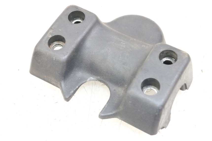 photo de OSŁONA KIEROWNICY SUZUKI GSX E 250 (1982 - 1983) - Widok główny