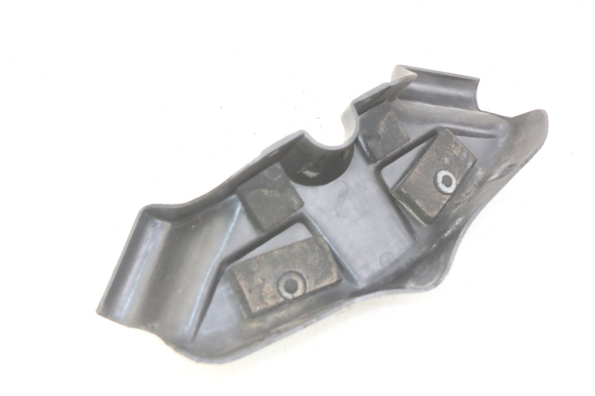 photo de OSŁONA KIEROWNICY SUZUKI GSX-F GSX  F 1100 (1988 - 1994) - Szczegół części