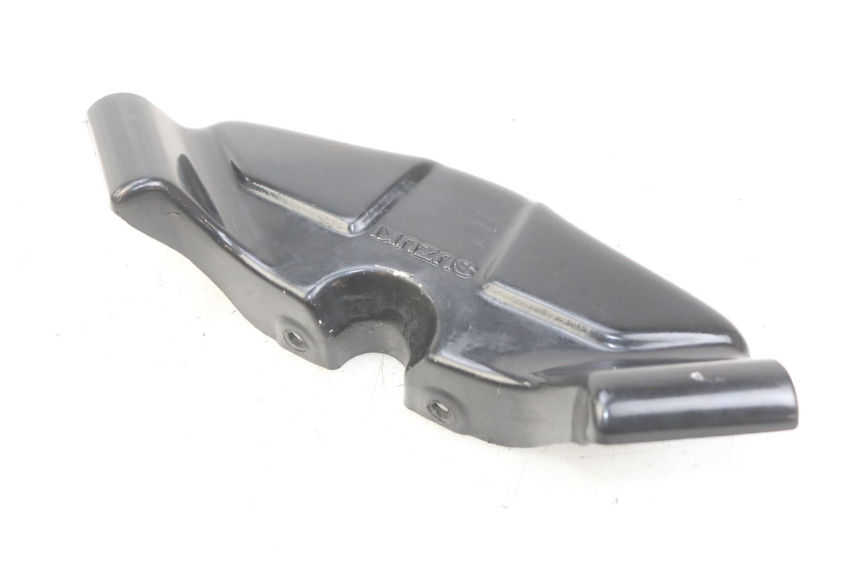 photo de OSŁONA KIEROWNICY SUZUKI GSX-F GSX  F 1100 (1988 - 1994) - Zoom stanu zużycia