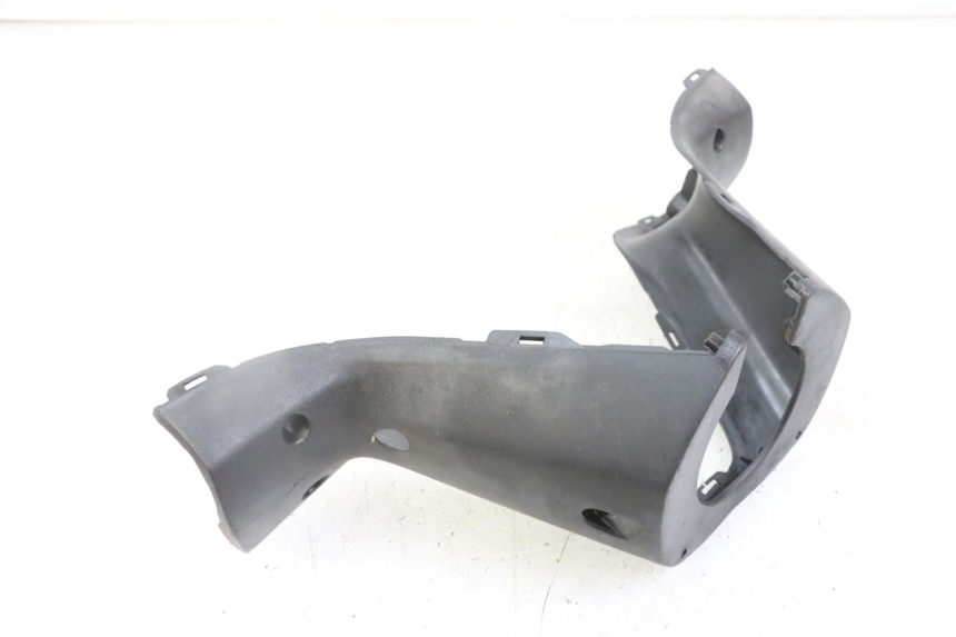 photo de OSŁONA KIEROWNICY KYMCO DINK 4T 50 (2007 - 2018) - Szczegóły charakterystyczne