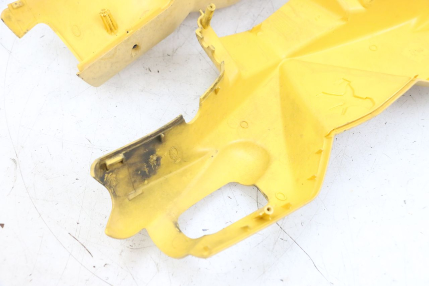 photo de OSŁONA KIEROWNICY PEUGEOT LUDIX 50 (2008 - 2017) - Zbliżenie komponentów