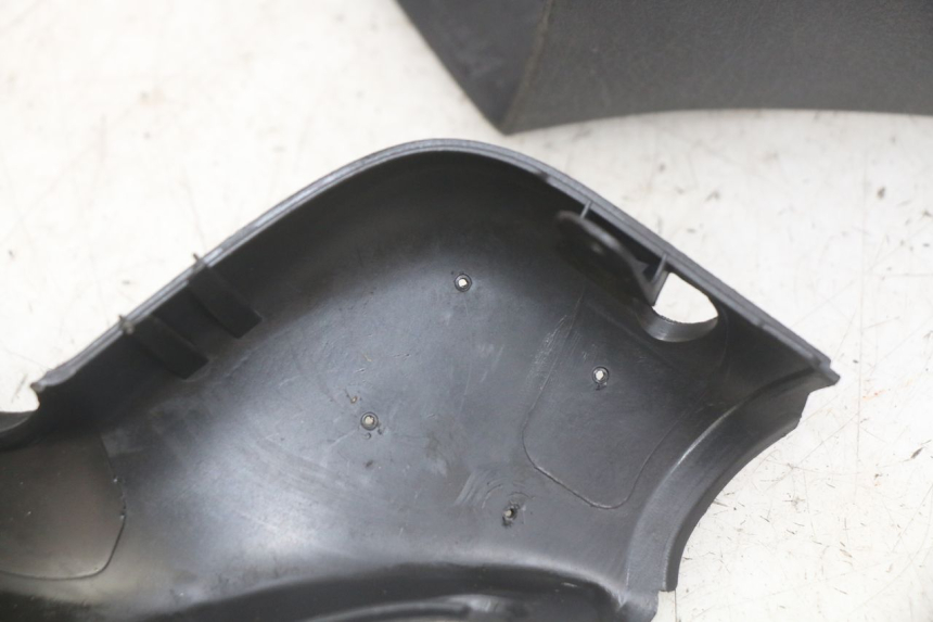 photo de OSŁONA KIEROWNICY PIAGGIO MP3 LT 400 (2007 - 2012) - Stan powierzchni