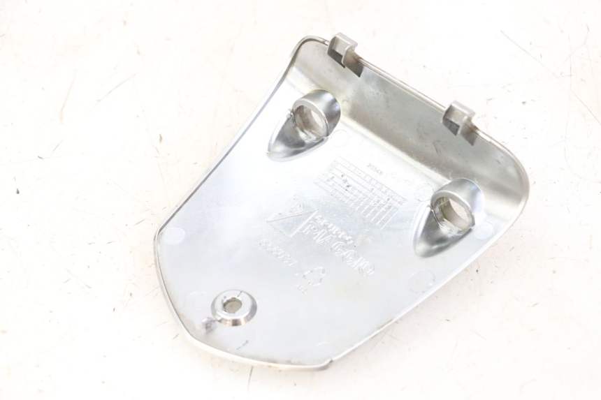 photo de OSŁONA KIEROWNICY PIAGGIO MP3 LT 300 (2010 - 2016) - Szczegół części