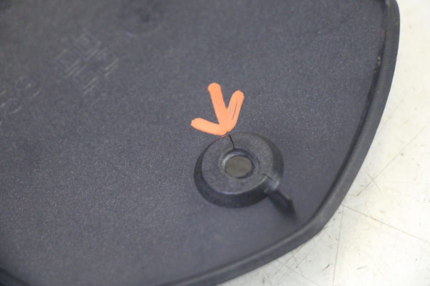 photo de OSŁONA KIEROWNICY PIAGGIO MP3 125 (2006 - 2014) - Inny kąt widzenia