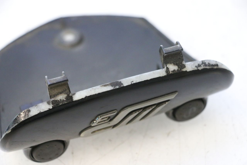 photo de OSŁONA KIEROWNICY PIAGGIO MP3 500 (2011 - 2015) - Zoom stanu zużycia