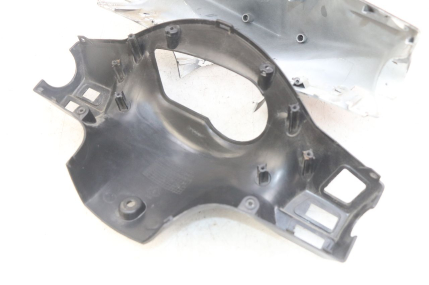 photo de OSŁONA KIEROWNICY SYM ORBIT 2 4T 50 (2008 - 2017) - Szczegóły charakterystyczne