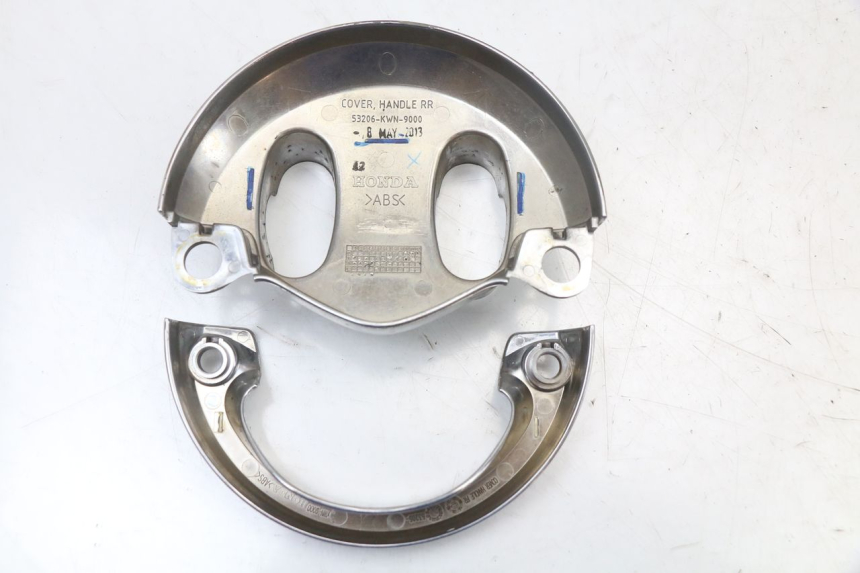 photo de OSŁONA KIEROWNICY HONDA PCX (JF47) 125 (2012 - 2013) - Inny kąt widzenia