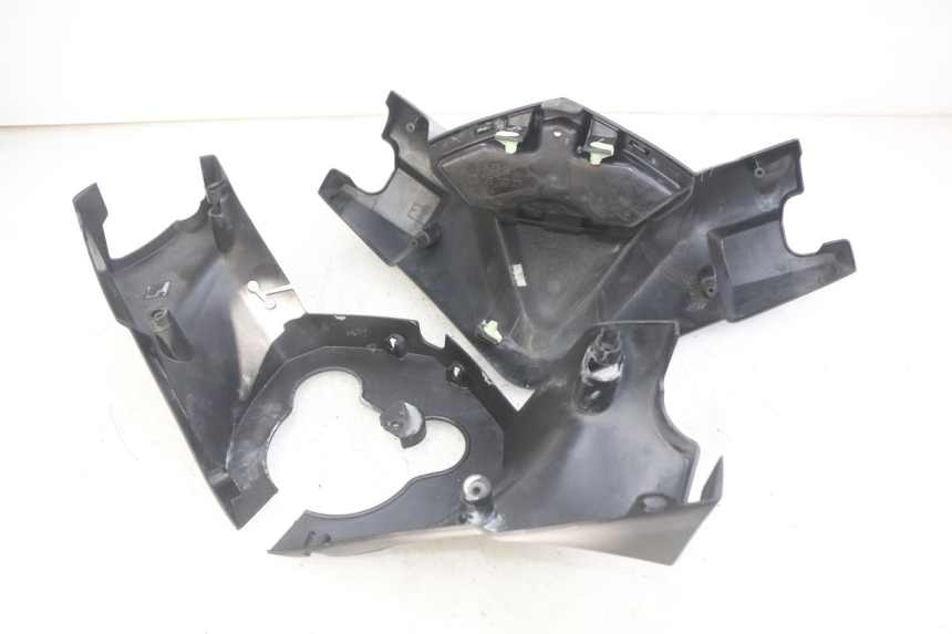 photo de OSŁONA KIEROWNICY PEUGEOT SATELIS 125 (2006 - 2009) - Widok produktu