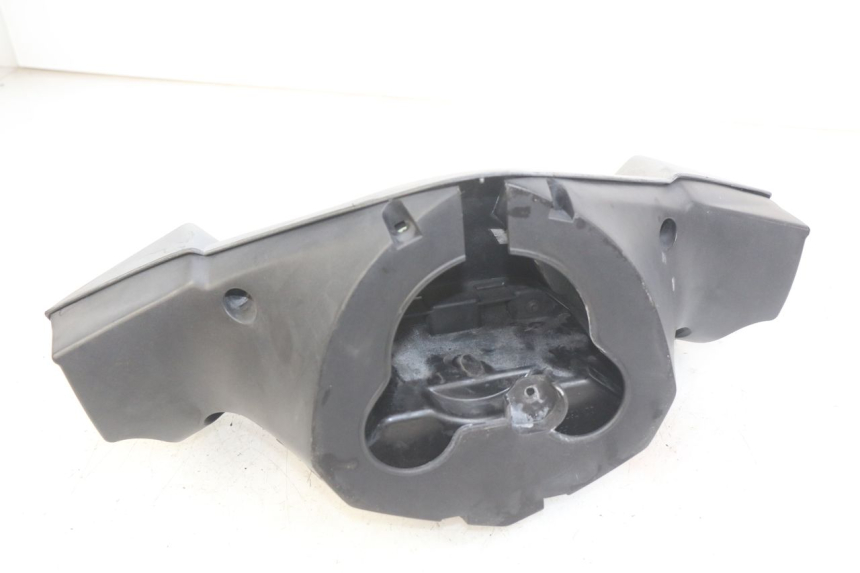 photo de OSŁONA KIEROWNICY PEUGEOT SATELIS 125 (2006 - 2009) - Zoom stanu zużycia