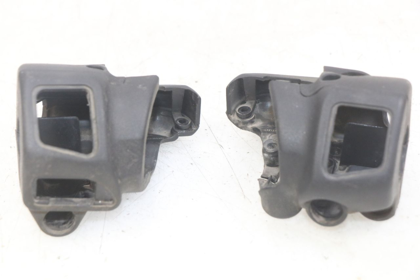 photo de OSŁONA KIEROWNICY APRILIA SCARABEO LIGHT 125 (2007 - 2011) - Widok główny