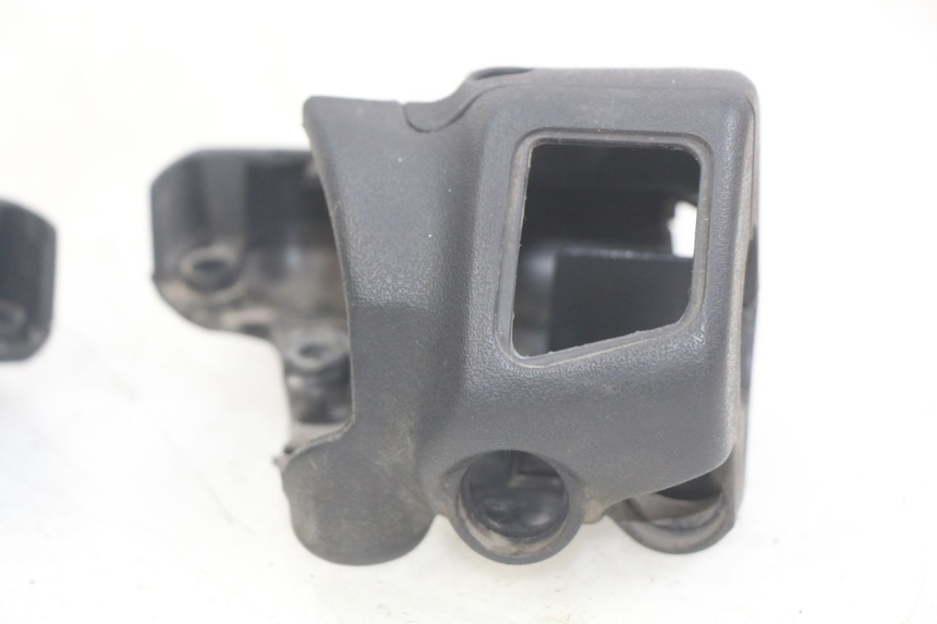 photo de OSŁONA KIEROWNICY APRILIA SCARABEO LIGHT 125 (2007 - 2011) - Część sprawdzona