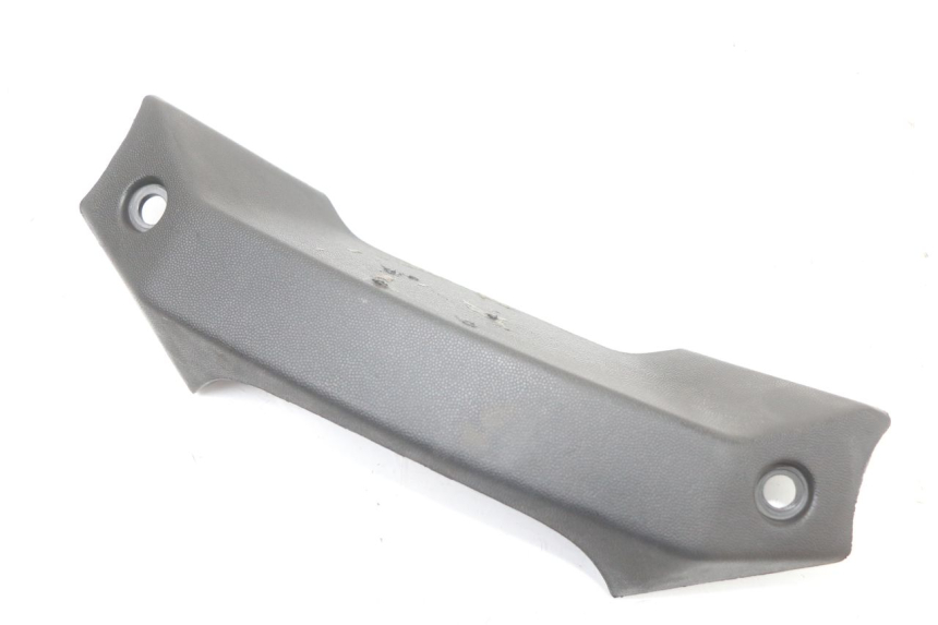 photo de OSŁONA KIEROWNICY APRILIA SR CARB LC 2T 50 (2004 - 2012) - Szczegół części