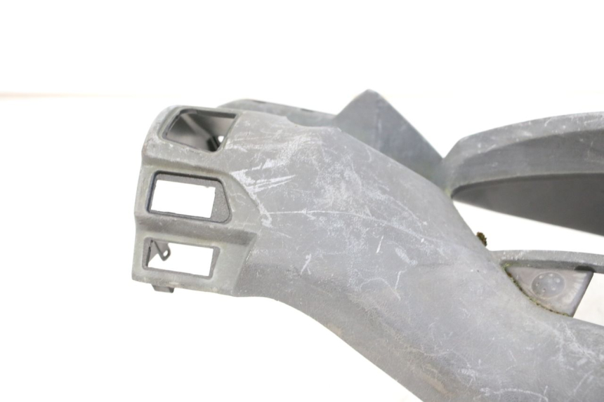 photo de OSŁONA KIEROWNICY YAMAHA XMAX X-MAX 125 (2006 - 2009) - Stan powierzchni