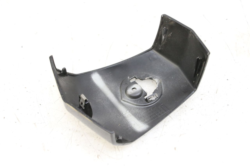 photo de OSŁONA KIEROWNICY PIAGGIO X10 125 (2012 - 2017) - Szczegół części