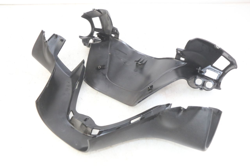 photo de OSŁONA KIEROWNICY PIAGGIO XEVO - X EVO 125 (2007 - 2017) - Szczegół części