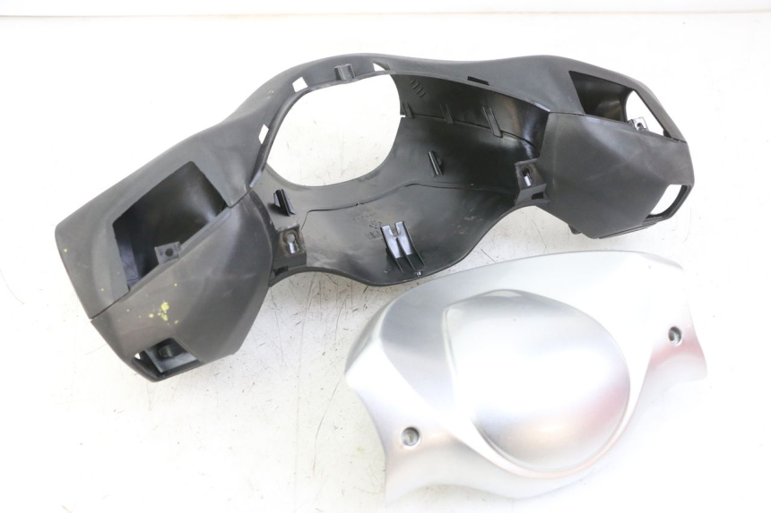 photo de OSŁONA KIEROWNICY PIAGGIO XEVO - X EVO 125 (2007 - 2017) - Zoom stanu zużycia