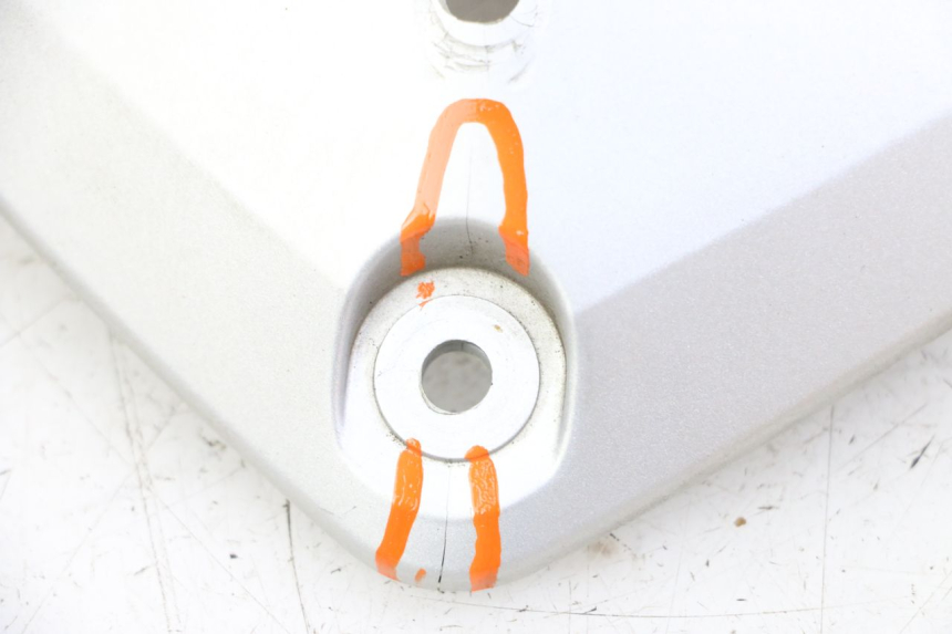 photo de OSŁONA KIEROWNICY YAMAHA X-MAX XMAX ABS 250 (2010 - 2014) - Zbliżenie techniczne