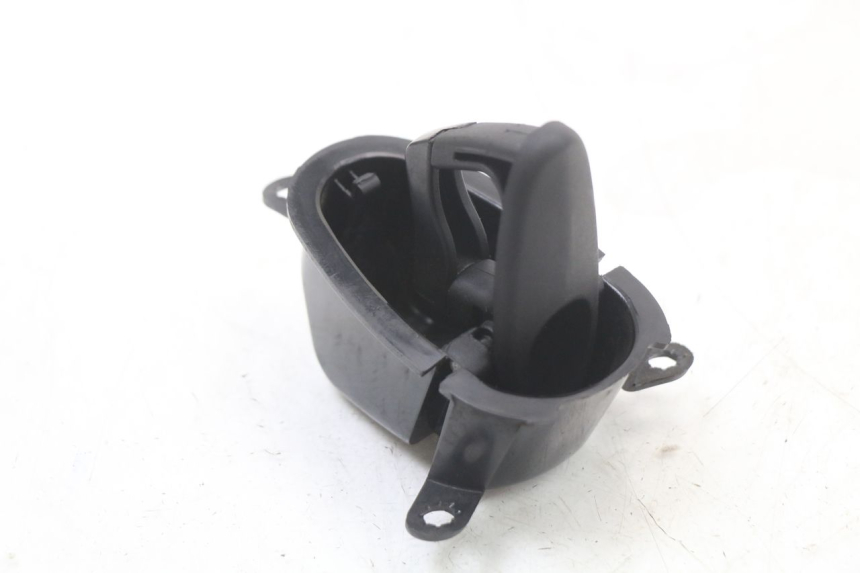 photo de HAK TORBY PEUGEOT DJANGO 125 (2014 - 2017) - Zbliżenie techniczne